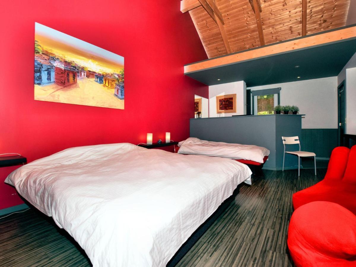 Beautiful Villa With Heated Outdoor Pool Manhay Ngoại thất bức ảnh